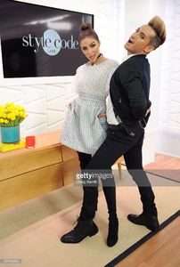 olivia-culpo-and-frankie-grande-appear-on-amazons-style-code-live-on-picture-id631368334.jpg