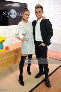olivia-culpo-and-frankie-grande-appear-on-amazons-style-code-live-on-picture-id631368488.jpg