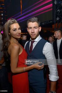 olivia-culpo-and-recording-artistactor-nick-jonas-celebrate-joe-at-picture-id453745730.jpg