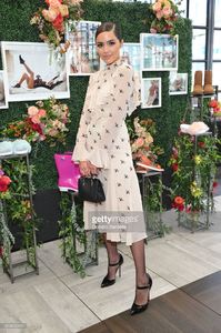 olivia-culpo-attend-ugg-ss17-campaign-luncheon-hosted-by-rosie-and-picture-id653605490.jpg