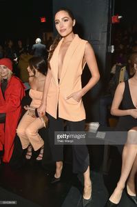olivia-culpo-attends-cushnie-et-ochs-fashion-show-at-gallery-1-during-picture-id634598498.jpg