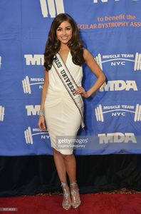 olivia-culpo-attends-the-16th-annual-muscular-dystrophy-association-picture-id159136352.jpg