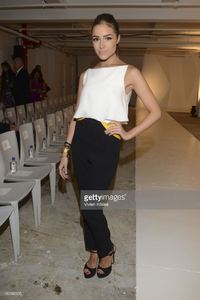 olivia-culpo-attends-the-angel-sanchez-presentation-during-fashion-picture-id180182355.jpg