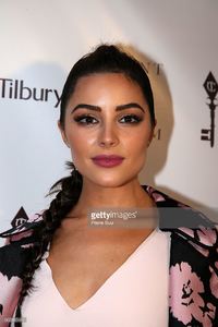 olivia-culpo-attends-the-charlotte-tilbury-party-at-the-samsung-space-picture-id602265446.jpg