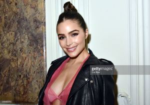 olivia-culpo-attends-the-john-galliano-show-as-part-of-the-paris-picture-id648486576.jpg