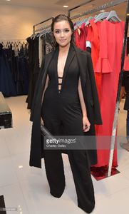 olivia-culpo-attends-the-jovani-la-flagship-opening-on-may-24-2016-in-picture-id534081888.jpg