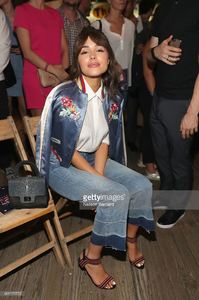 olivia-culpo-attends-the-tommynow-womens-fashion-show-during-new-york-picture-id601179772.jpg