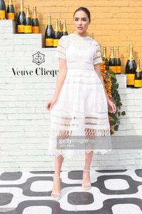 olivia-culpo-attends-veuve-clicquot-hosts-secondannual-clicquot-in-picture-id511442918.jpg