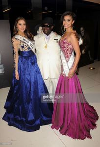 olivia-culpo-miss-usa-2012-big-money-and-logan-west-miss-teen-usa-picture-id156541675.jpg