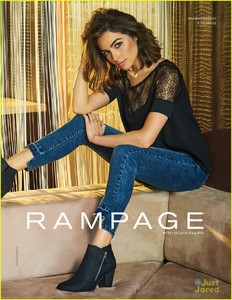 olivia-culpo-rampage-denim-campaign-09.jpg.d8630675375498c500ce61fd4e905cb1.jpg