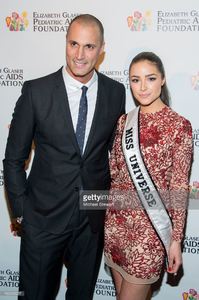 photographer-nigel-barker-and-miss-universe-2012-olivia-culpo-attend-picture-id162220297.jpg