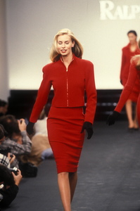 ralph-lauren-fw-1995-4.thumb.jpg.c1b35a4215233af534ff1d04ae169f19.jpg