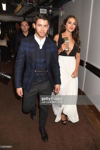 singer-nick-jonas-and-olivia-culpo-attend-the-2014-mtv-video-music-picture-id454114952.jpg