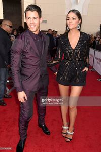 singer-nick-jonas-and-olivia-culpo-attend-the-2015-billboard-music-picture-id473806368.jpg
