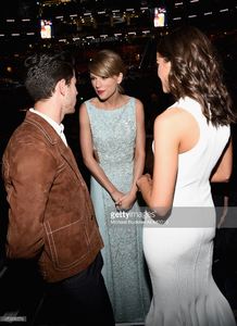 singers-nick-jonas-taylor-swift-and-actress-olivia-culpo-attends-the-picture-id470396576.jpg