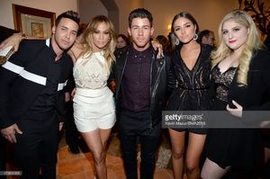 singers-prince-royce-jennifer-lopez-and-nick-jonas-actress-olivia-picture-id473852398.jpg