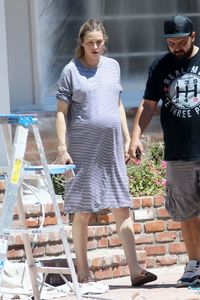 whitney-port-running-errands-in-los-angeles-july-2017-4.jpg