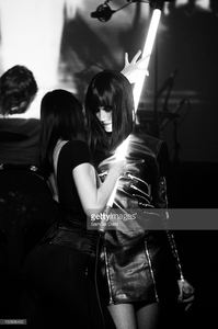 zula-zazou-and-mareva-galanter-perform-live-during-the-nouvelle-vague-picture-id132896432.jpg