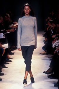 0_cerruti-fw-1998-1_html.thumb.JPEG.1887ce2f814b86db2384eba9b81faf33.JPEG