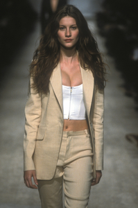 1_isaac-mizrahi-ss-1998-5_html.thumb.JPEG.44f868dfffa6aab76c6a614556758420.JPEG