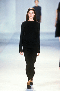 1_louis-vuitton-fw-1998-2_html.thumb.GIF.3585ad3933e9b8b94b58d47abd944791.GIF