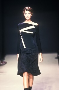 1_martine-sitbon-fw-1998-2_html.thumb.JPEG.2854736ec1392bf31450324da14cf6f7.JPEG