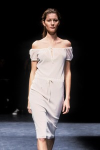 1_vivienne-tam-ss-1998-2_html.thumb.JPEG.afe0ca2d91b6fdc187ccaac5c69a6a98.JPEG