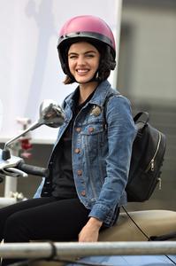 48919493_lucy-hale-07.jpg