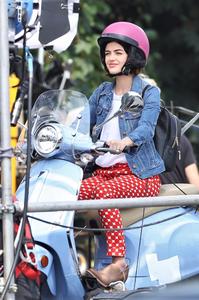 48919509_lucy-hale-15.jpg