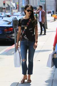 49814050_jordana-brewster-012.jpg