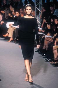 4_balenciaga-ss-1998-5_html.thumb.JPEG.c1d3d738f2267b991f273eac973127e7.JPEG