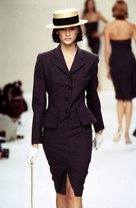 Bill Blass Spring Summer 1996 New York Fashion Week 3.jpg