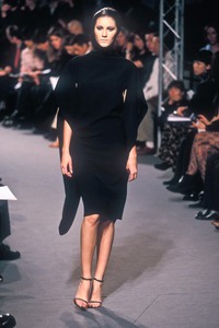 5_balenciaga-ss-1998-6_html.thumb.JPEG.6a39703f7f44b2d1a61011fcb68d0983.JPEG