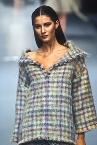6_valentino-fw-1998-7_html.thumb.JPEG.9602dde39f528b7b7e44f49ff1260abf.JPEG