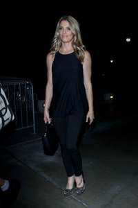 Ashley-Greene--Arrives-for-the-Ed-Sheeran-concert--01.jpg