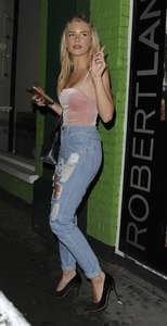 Lottie-Moss-in-Ripprd-Jeans--29.jpg