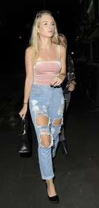 Lottie-Moss-in-Ripprd-Jeans--44.jpg