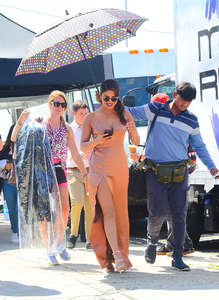 Priyanka-Chopra-on-the-set-of-Isnt-It-Romantic--12.jpg