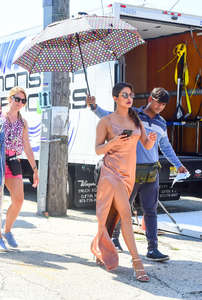 Priyanka-Chopra-on-the-set-of-Isnt-It-Romantic--23.jpg