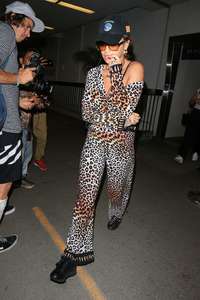 Rita-Ora--Spotted-at-LAX-Airport--09.jpg