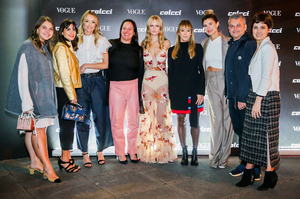 anna-ewers-com-equipe-da-vogue-4128_354539_164792-998x700.thumb.jpg.8c73cbf39369160d4fc7babebbdc7e0a.jpg