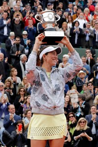 garbine-muguruza-ladies-final-match-winner-at-2016-roland-garros-10.jpg