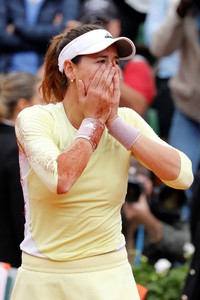 garbine-muguruza-ladies-final-match-winner-at-2016-roland-garros-11.jpg