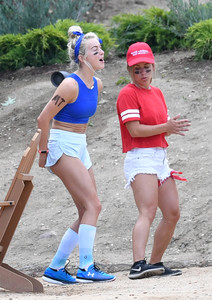 julianne-hough-a-birthday-party-in-big-bear-lake-august-6-43-pics-35.jpg