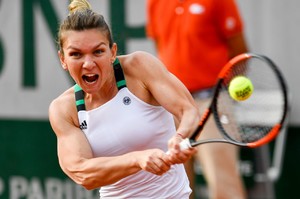 simona-halep-french-open-tennis-tournament-in-roland-garros-paris-06-01-2017-7.jpg