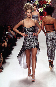 todd-oldham-ss-1996-5.thumb.jpg.ae5259cfd3b0653412b82048ec201e7d.jpg