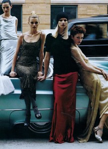 us_vogue_july_1996_5.thumb.jpg.2be6f03a47cab61477e5f884fd62c0ac.jpg