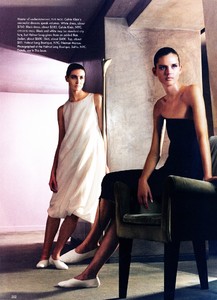 vogue_us_february_1998_37.thumb.jpg.589652efd5ee0210ab3a28184075b711.jpg