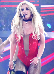 50623419_britneyspears_01092017e_04.jpg