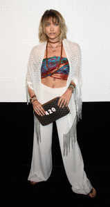 50949947_picturepub-paris-jackson-010.jpg